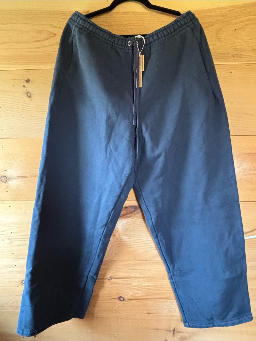 SKIMS Navy Men’s heavyweight fleece straight leg pants NWT
